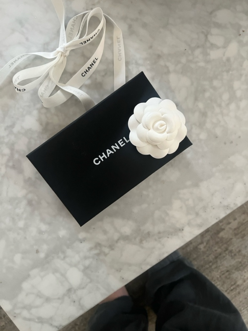 CHANEL Classic Flap Card Holder/caviar leather and gold hardware - Picture 3 of 6